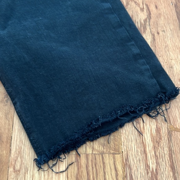 HIDDEN BLACK BERMUDA SHORTS - Picture 6 of 6